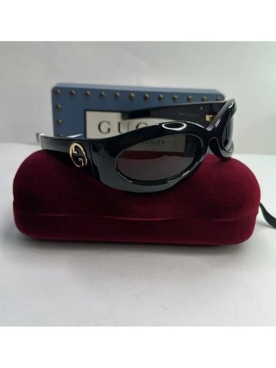 New Authentic GUCCI GG1247s 001 Black/Gold Oval sunglasses
